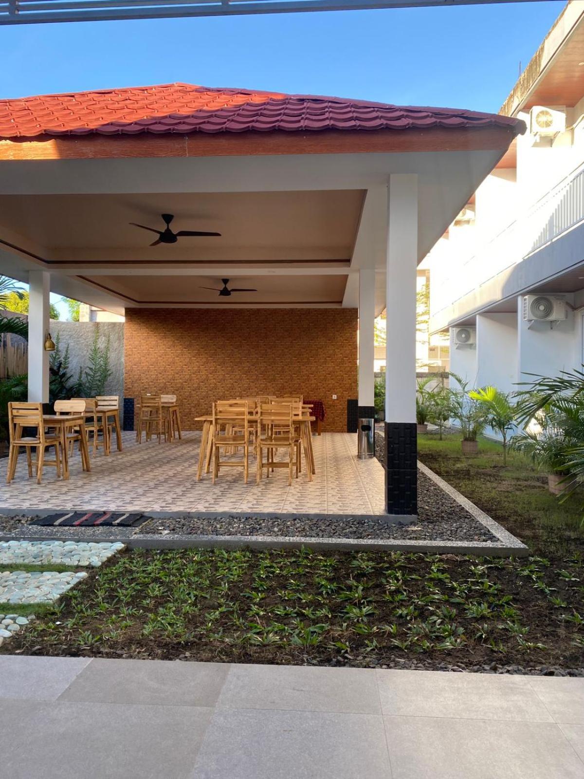 Christika Homestay Labuan Bajo Exterior foto